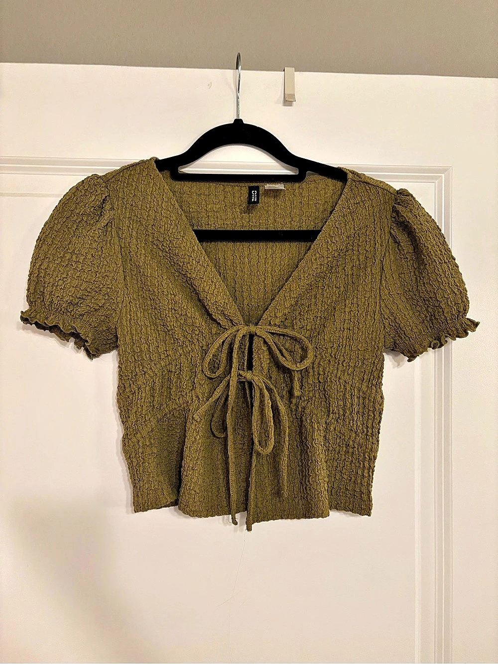 H&M Divided Crinkled Tie-Front Top Green Blouse XS